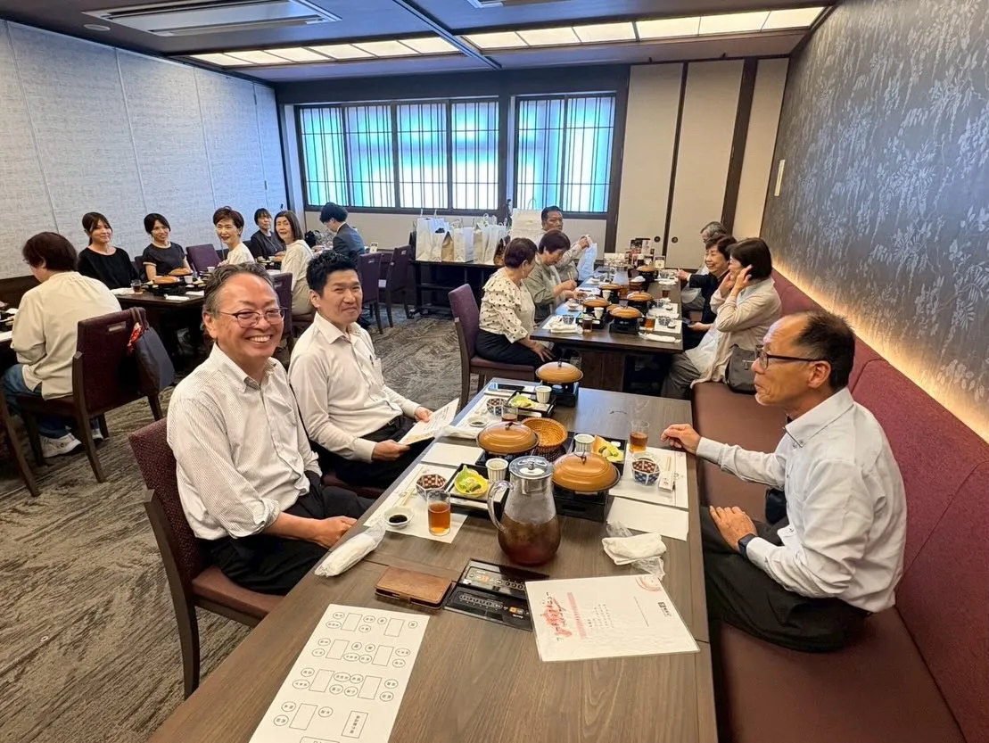 先日、毎年恒例の懇親会を開催しました✨